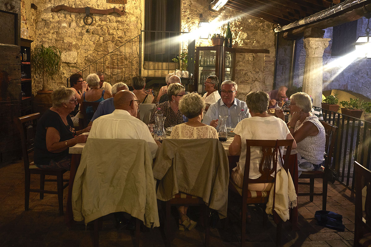 Gruppi e tour operator - Ristorante tipico toscano a Sarteano - Terrazza del Chiostro 1