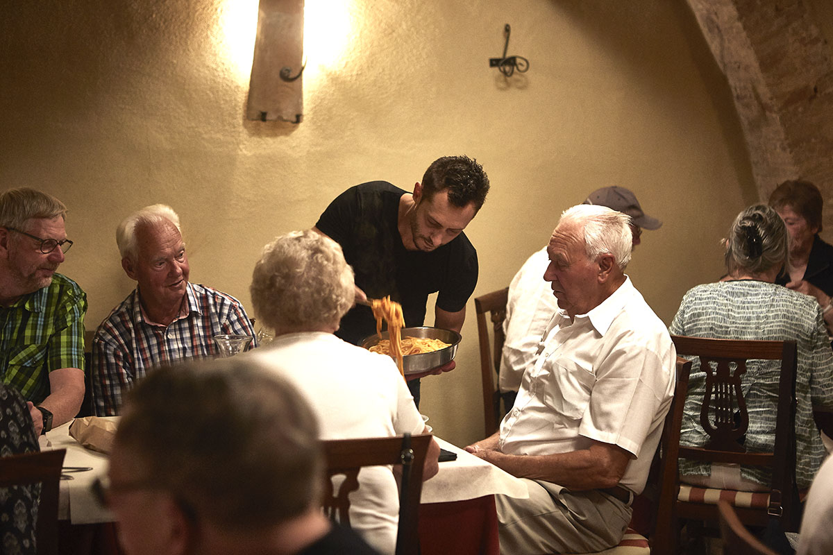 Gruppi e tour operator - Ristorante tipico toscano a Sarteano - Sale interne 3